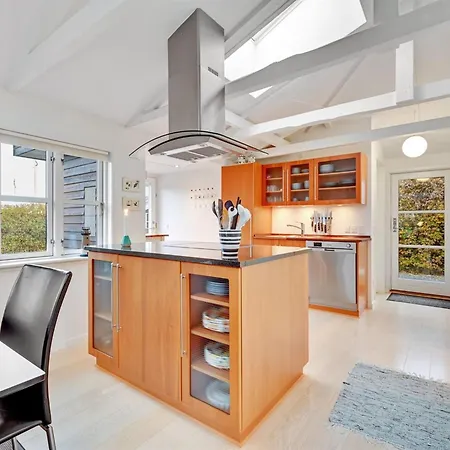 Kamilla - 200m From The Sea By Interhome *